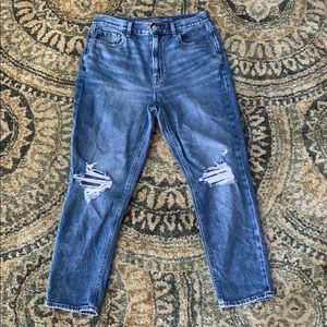 American Eagle Mom Jeans